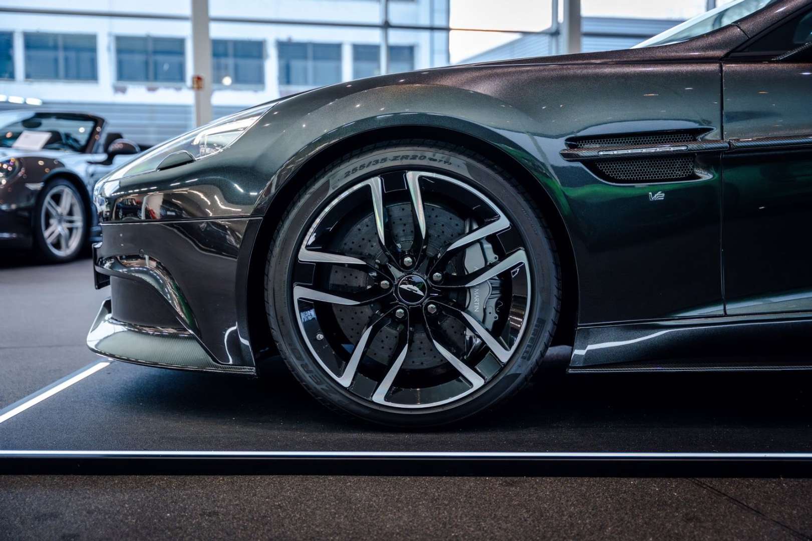 Aston Martin Vanquish Volante - 2017 - Joinsteer - #7