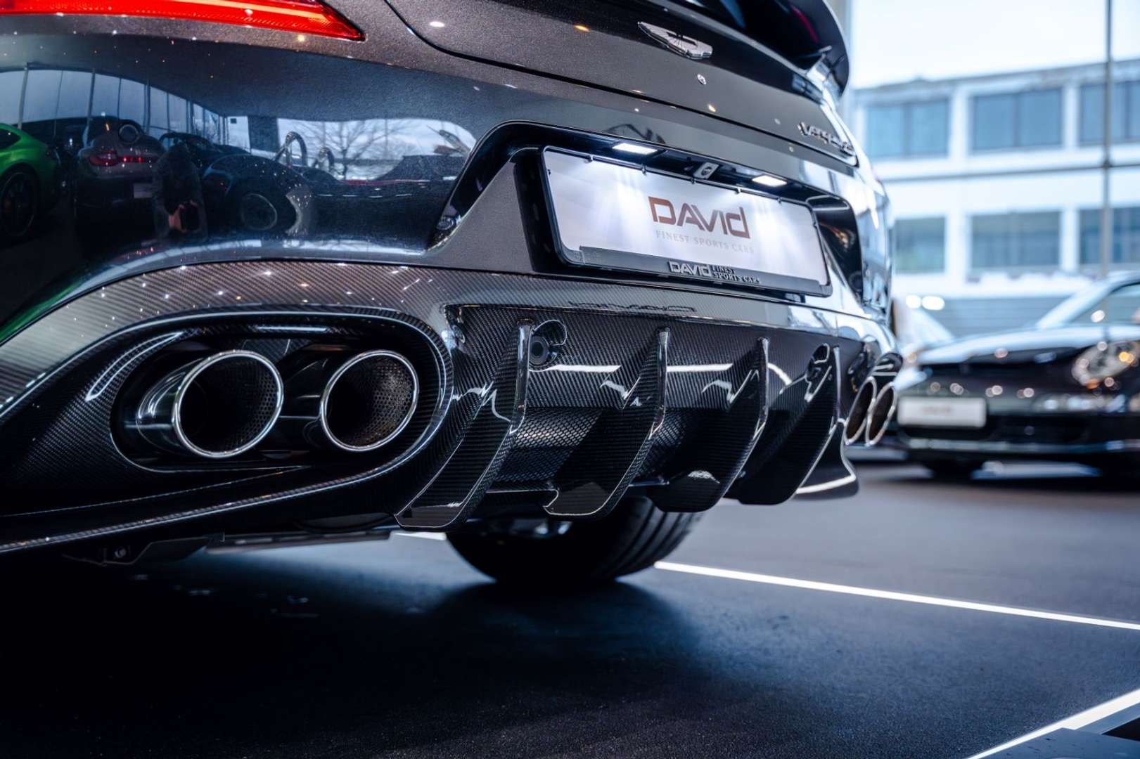 Aston Martin Vanquish Volante - 2017 - Joinsteer - #10