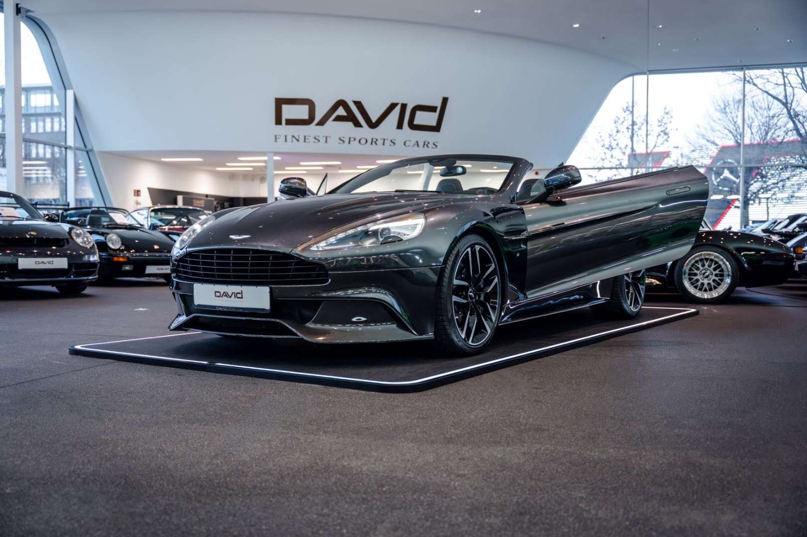 Aston Martin Vanquish Volante - 2017 - Joinsteer - #23