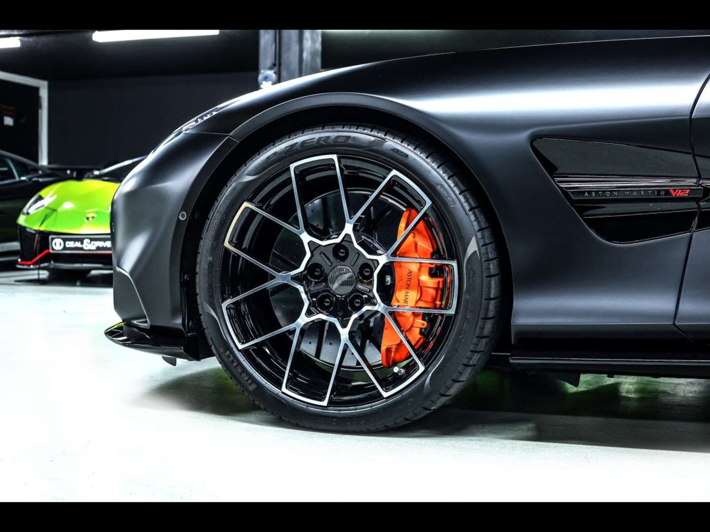 Aston Martin Vanquish Volante V12 - 2025 - Joinsteer - #8