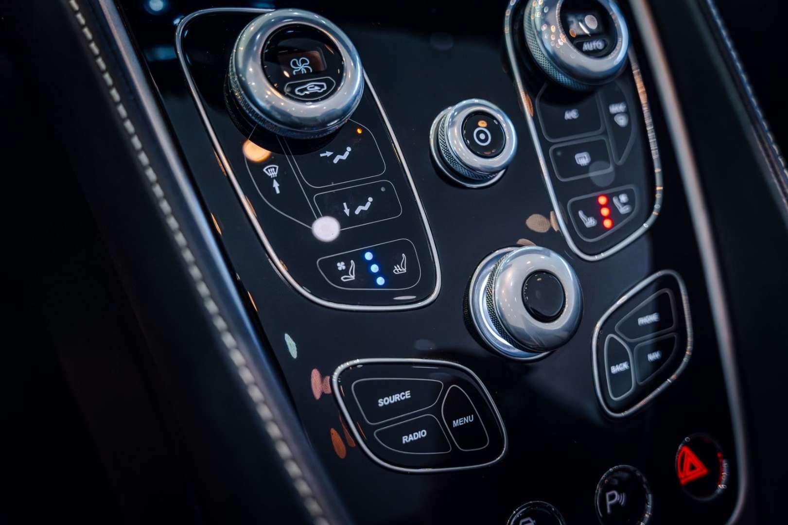 Aston Martin Vanquish Volante - 2017 - Joinsteer - #32