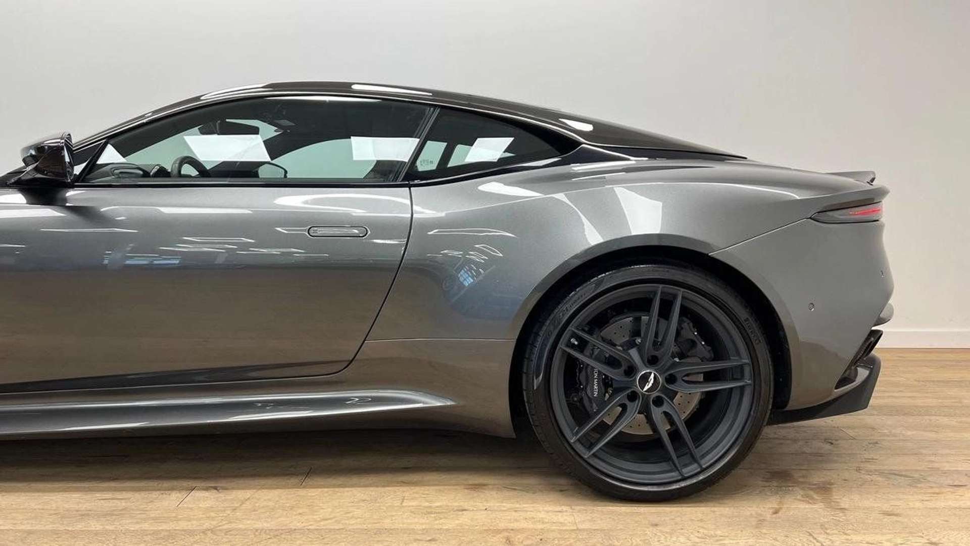 Aston Martin DBS Superleggera V12 5.2 Carbone Package - 2019 - Joinsteer - #5