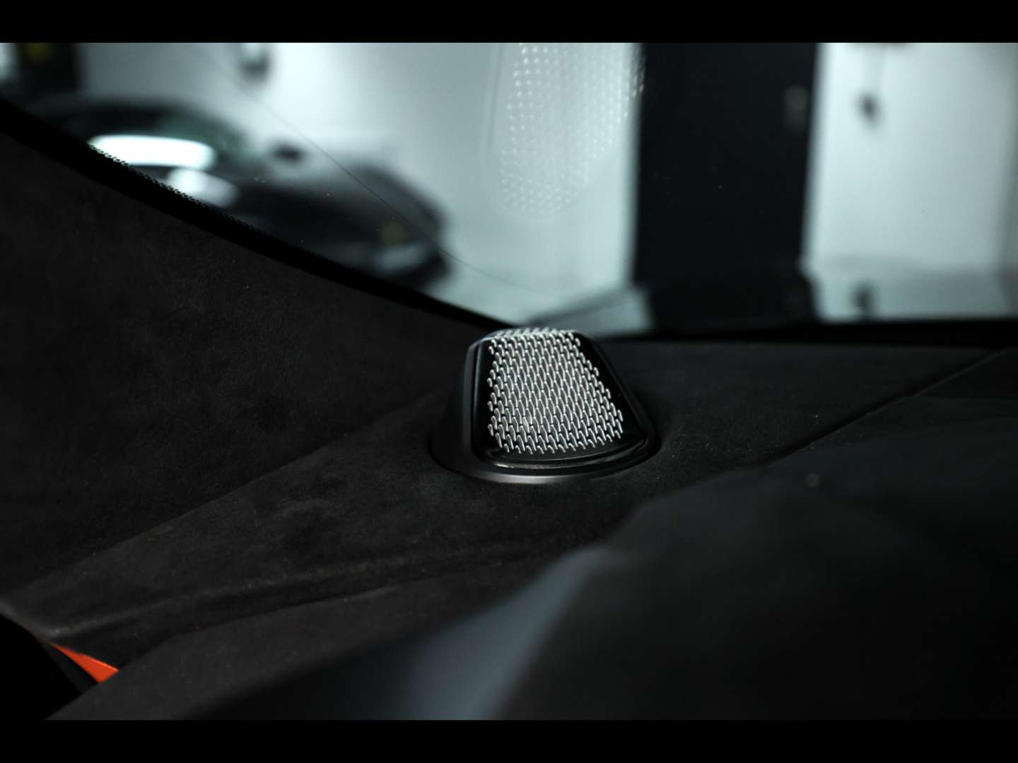 Aston Martin Vanquish Volante V12 - 2025 - Joinsteer - #16