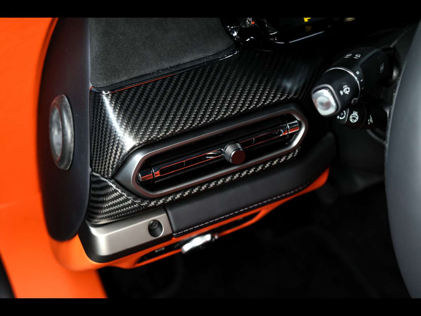 Aston Martin Vanquish Volante V12 - 2025 - Joinsteer - #21