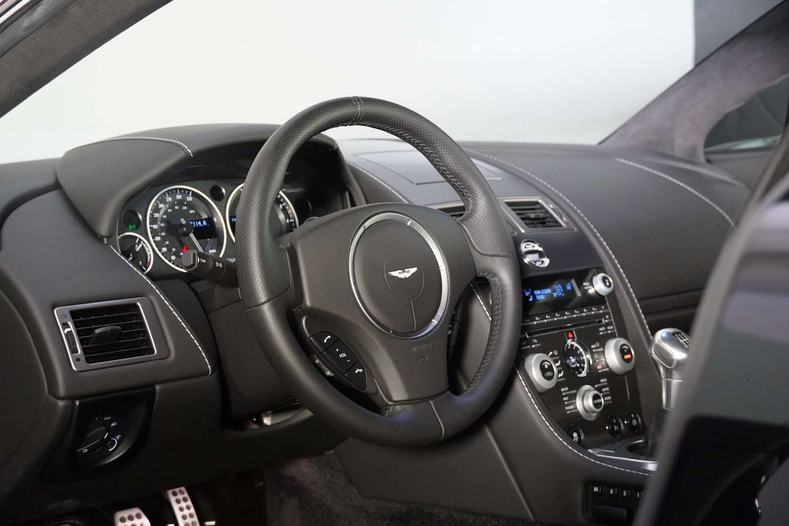 Aston Martin Vantage Coupe V12 - 2011 - Joinsteer - #13