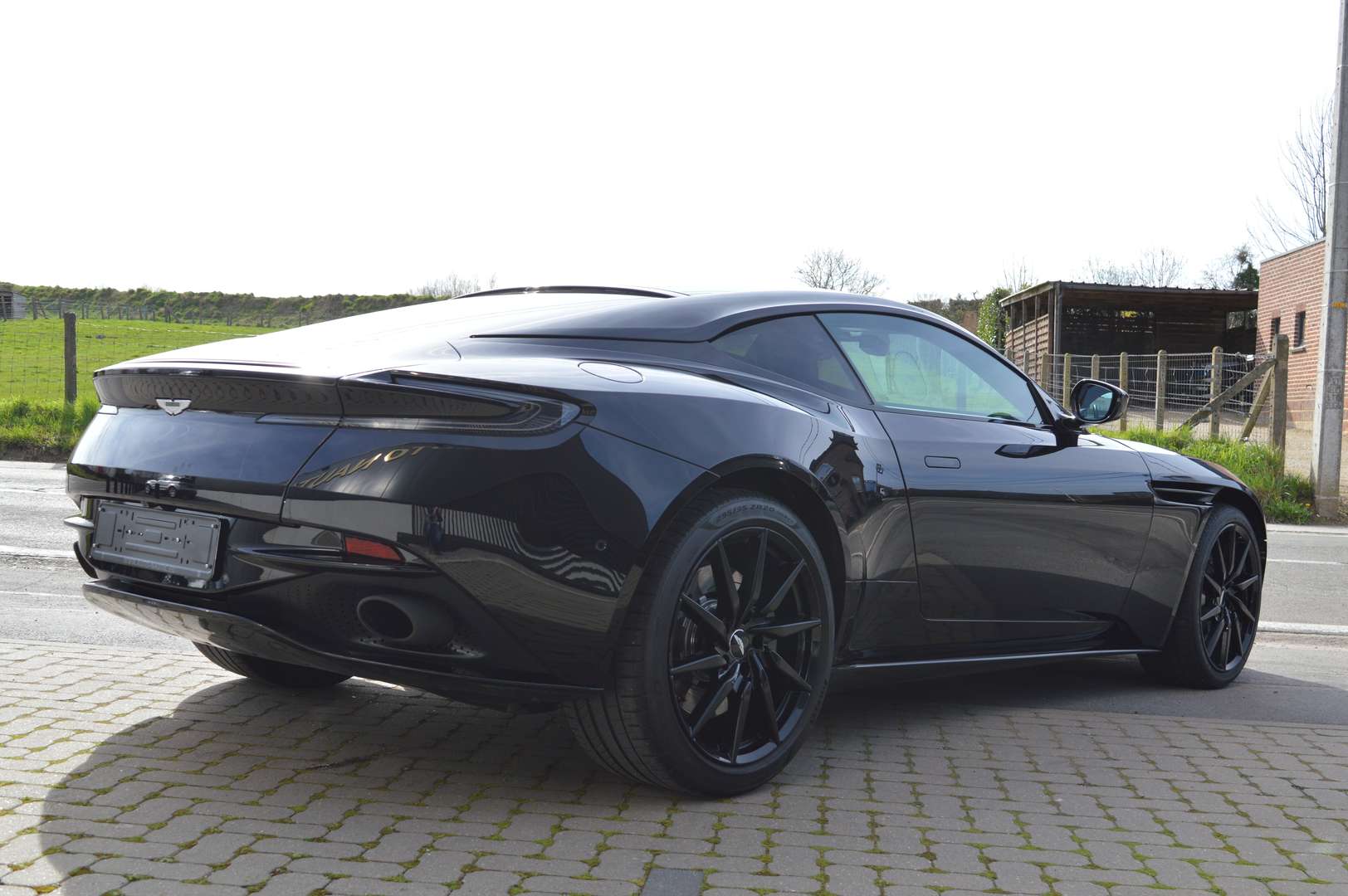Aston Martin DB11 Coupé 4.0i Biturbo V8 - 2018 - Joinsteer - #2