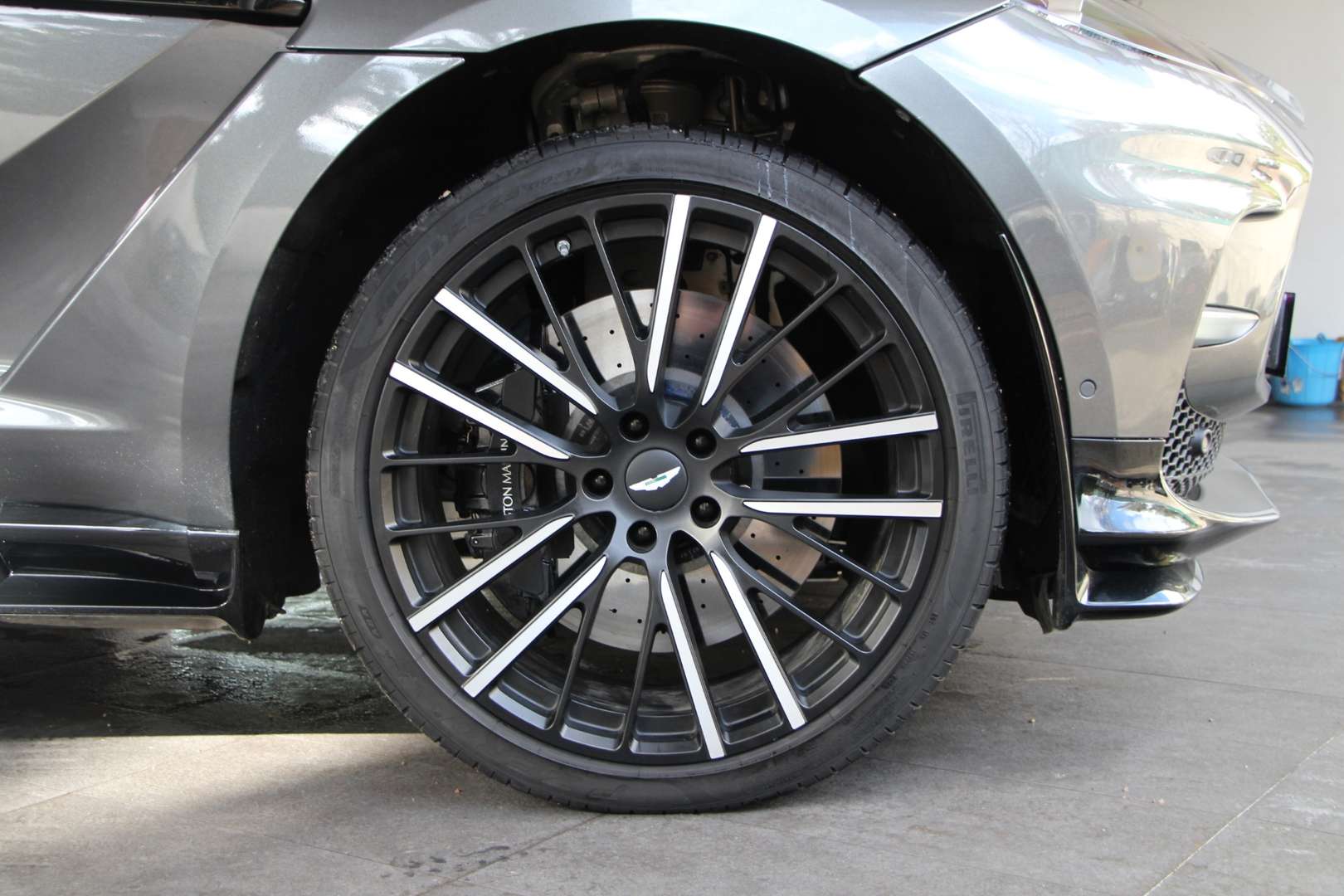 Aston Martin DBX 707 4.0 Biturbo V8 - 2022 - Joinsteer - #3