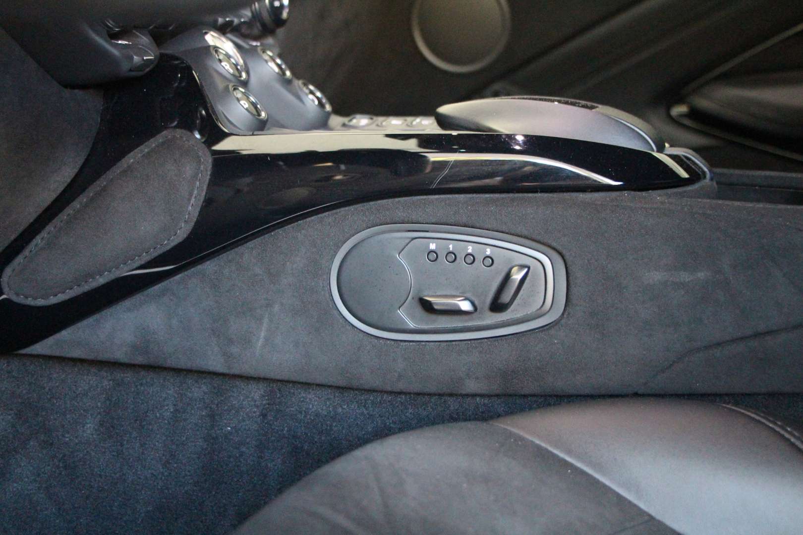 Aston Martin Vantage Coupe V8 510 Ch BVA8 - 2019 - Joinsteer - #10