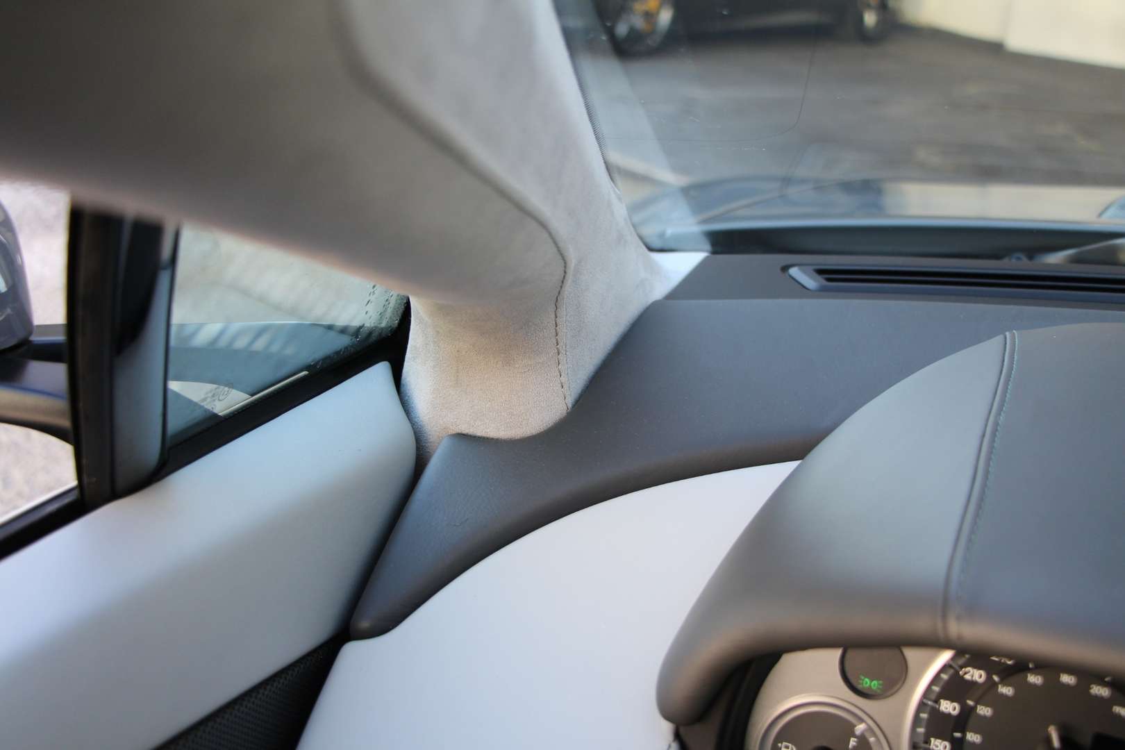 Aston Martin Vantage Coupe V8 Sportshift II - 2016 - Joinsteer - #18