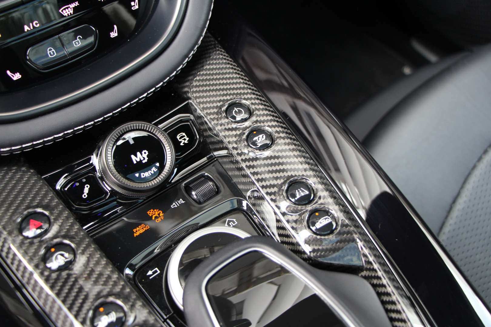 Aston Martin DBX 707 4.0 Biturbo V8 - 2022 - Joinsteer - #17