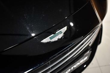 Aston Martin DB12 4.0 V8 — photo 5
