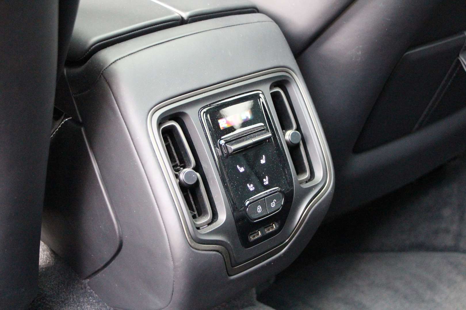 Aston Martin DBX 707 4.0 Biturbo V8 - 2022 - Joinsteer - #22