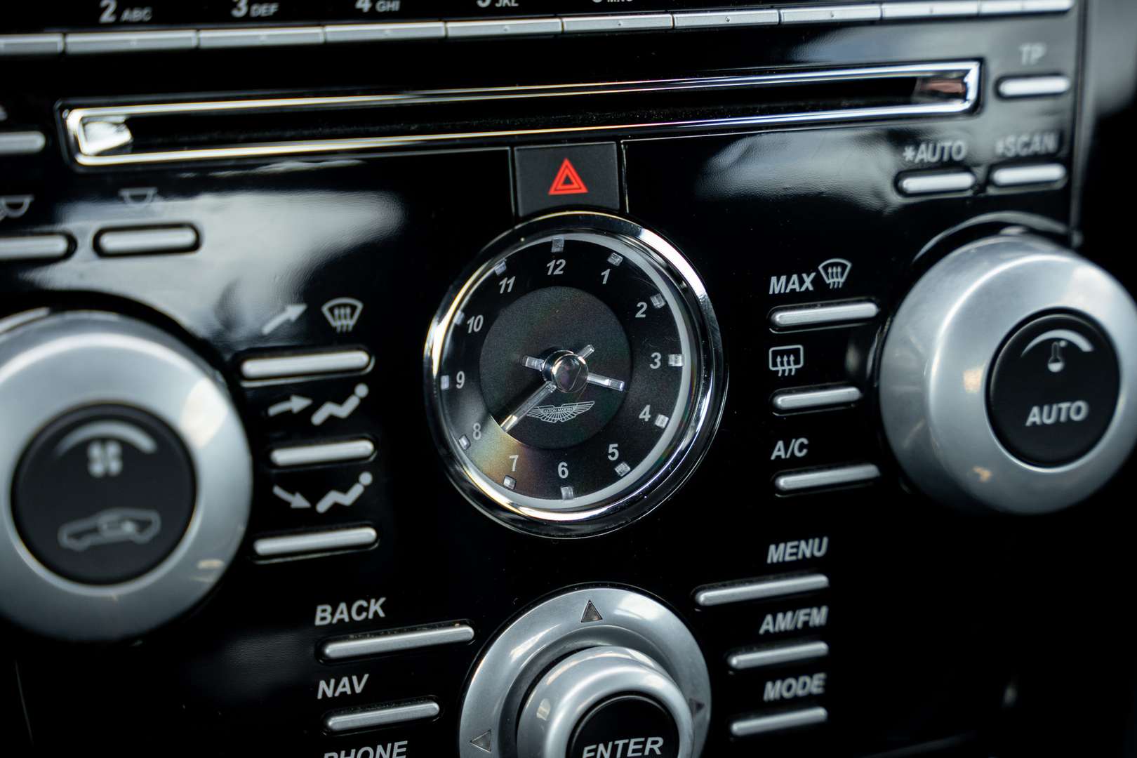 Aston Martin Vantage V8 4.7l - 2015 - Joinsteer - #21