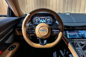 Aston Martin DB12 4.0 V8 — photo 22