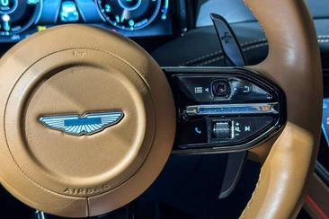 Aston Martin DB12 4.0 V8 — photo 25