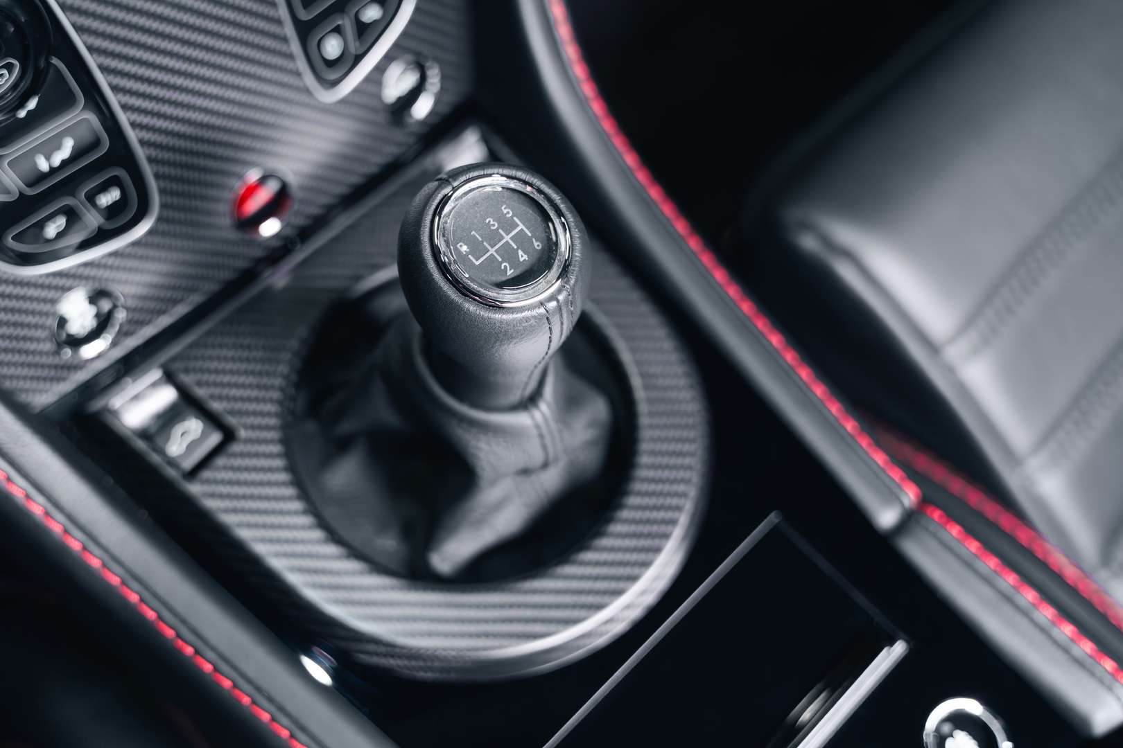 Aston Martin Vantage Coupe 4.7 GT8 - 2017 - Joinsteer - #13