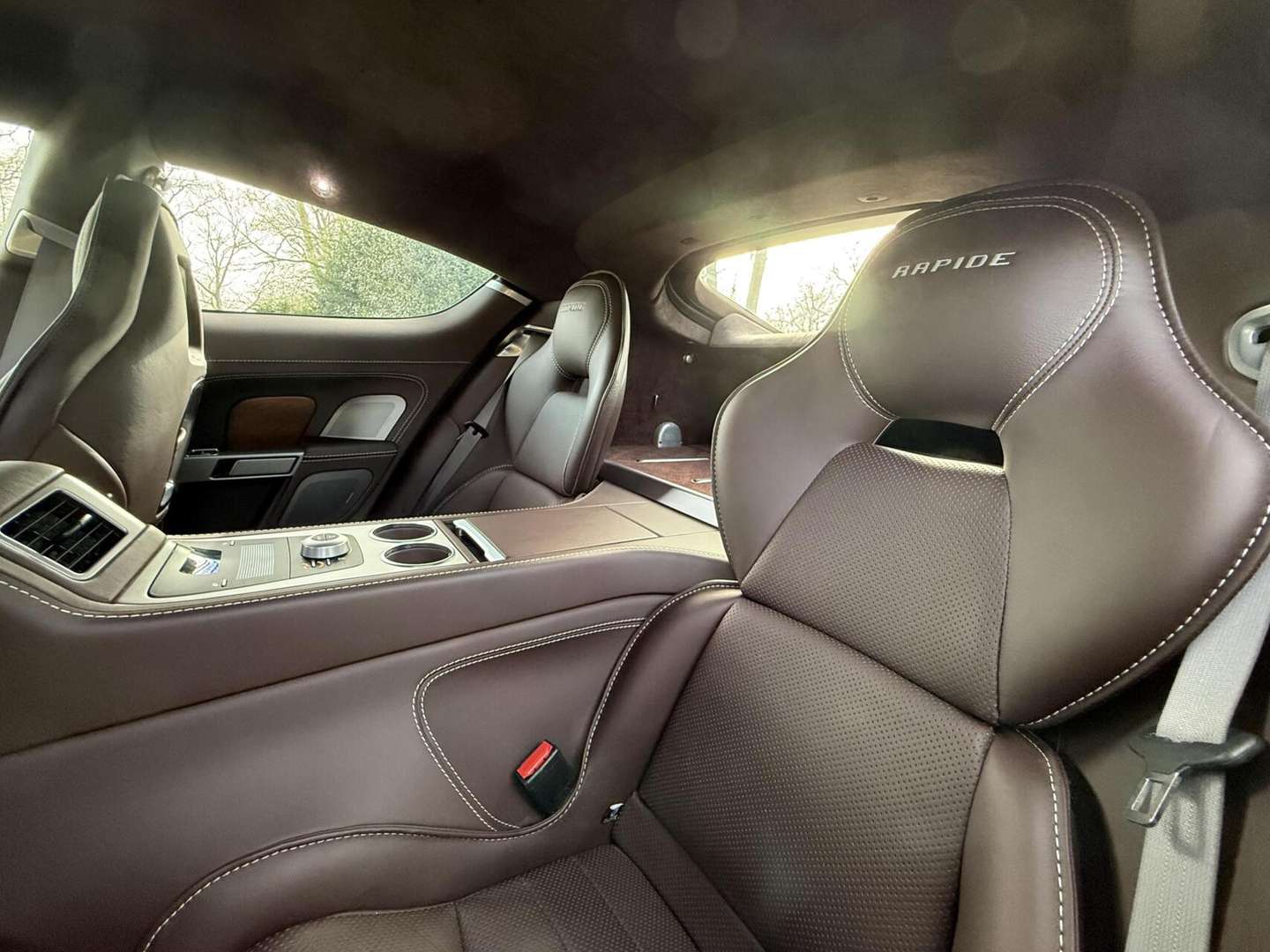 Aston Martin Rapide 6.0 V12 Luxe - 2011 - Joinsteer - #27