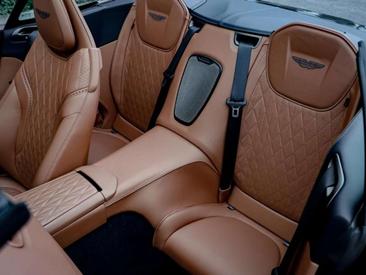 Aston Martin Volante V8 4.0 — photo 15