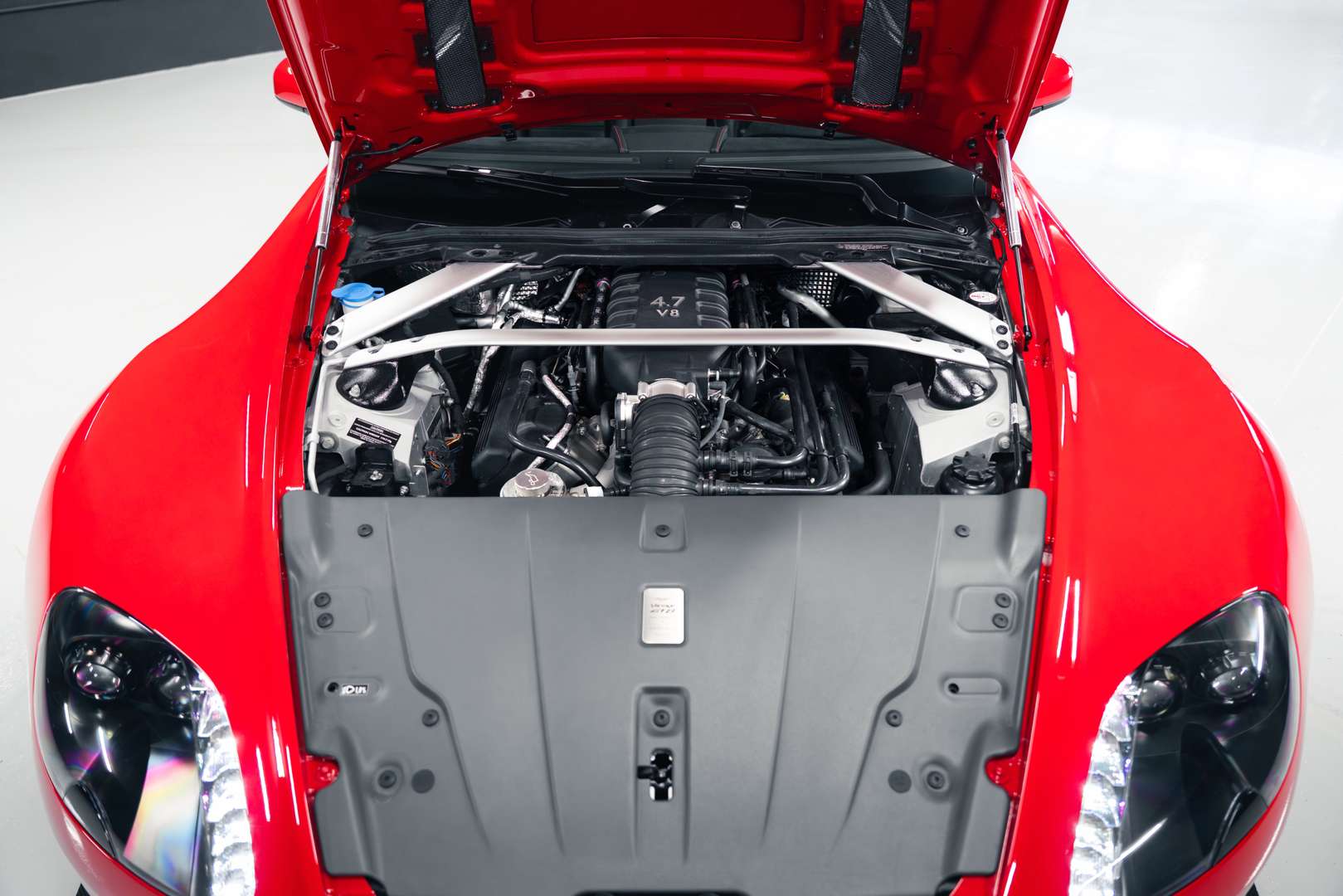 Aston Martin Vantage Coupe 4.7 GT8 - 2017 - Joinsteer - #28