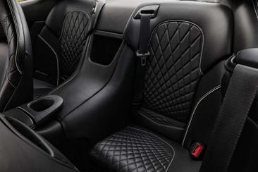 Aston Martin Vanquish — photo 24