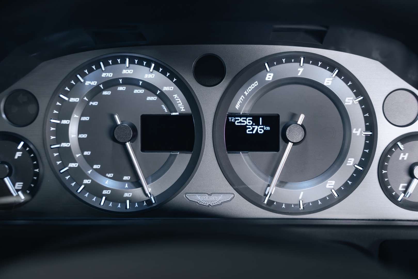 Aston Martin Vantage Coupe 4.7 GT8 - 2017 - Joinsteer - #44