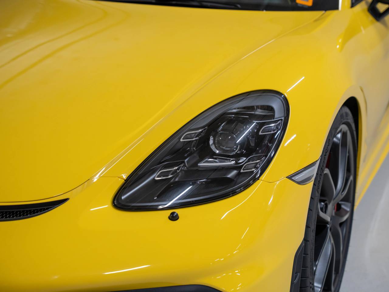 Porsche 718 type 982 Cayman GT4 - 2020 - Joinsteer - #14