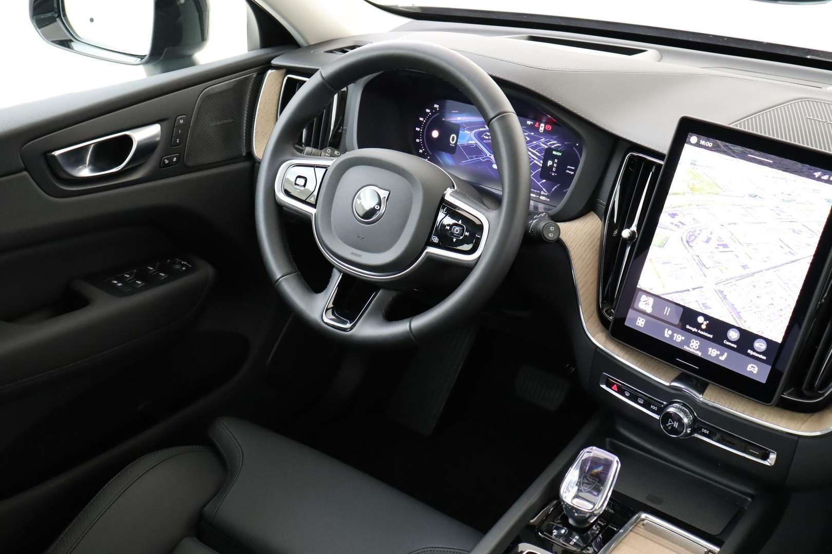 Volvo XC60 T6 Recharge Ultimate - 2025 - Joinsteer - #5