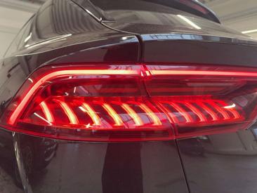 Audi Q8 S Line Selection 50 TDI — photo 14