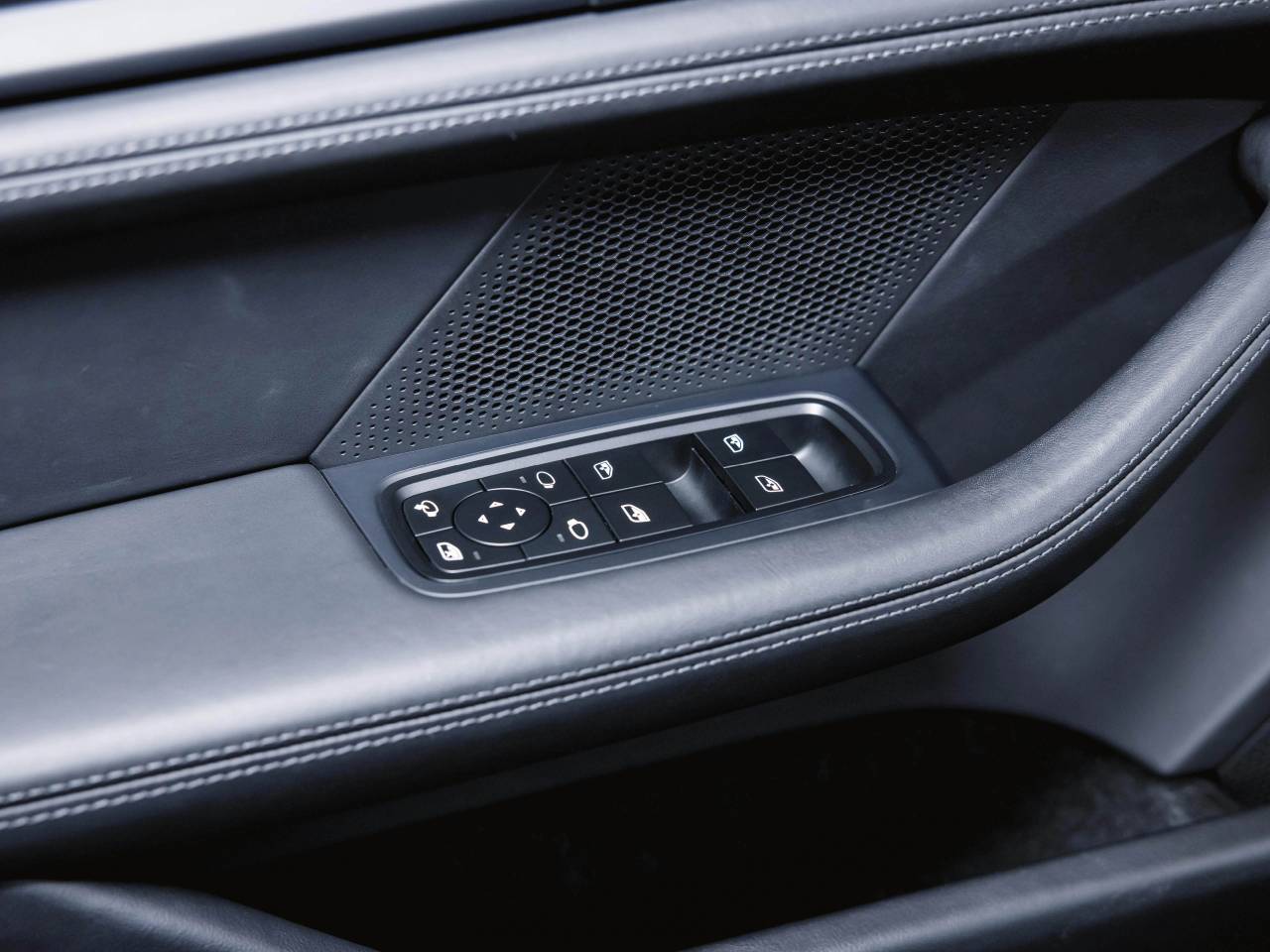 Porsche Taycan 4S Cross Turismo - 2023 - Joinsteer - #24