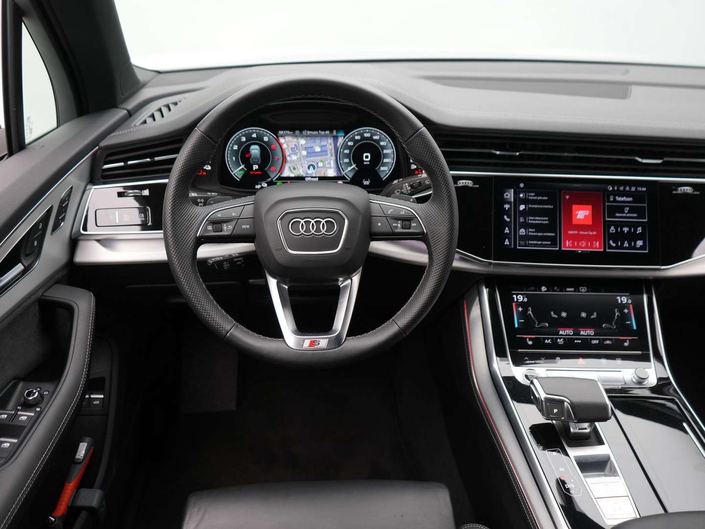 Audi Q7 Pro Line S S-Line 55 TFSI E - 2025 - Joinsteer - #12