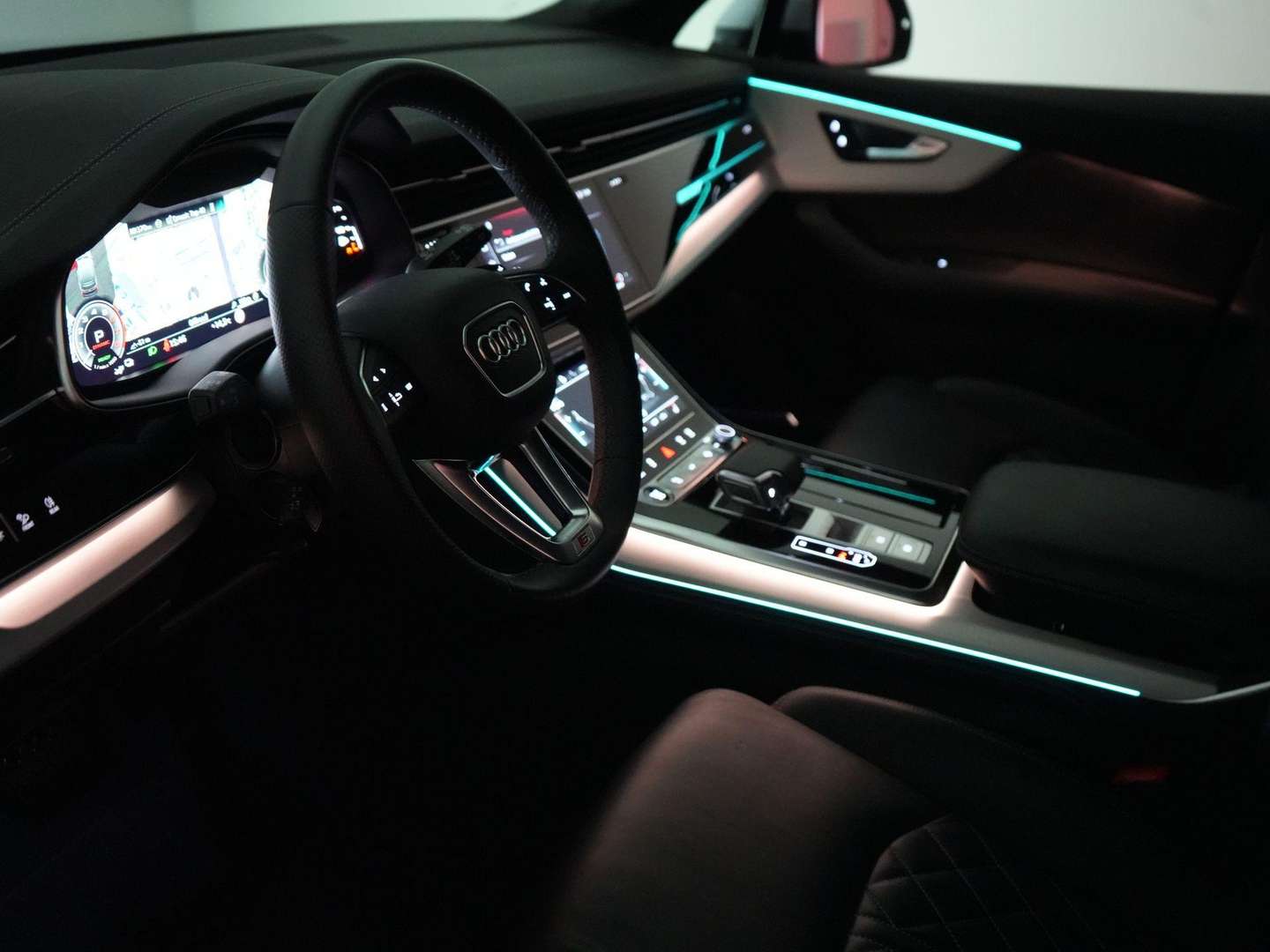 Audi Q7 Pro Line S S-Line 55 TFSI E - 2025 - Joinsteer - #32