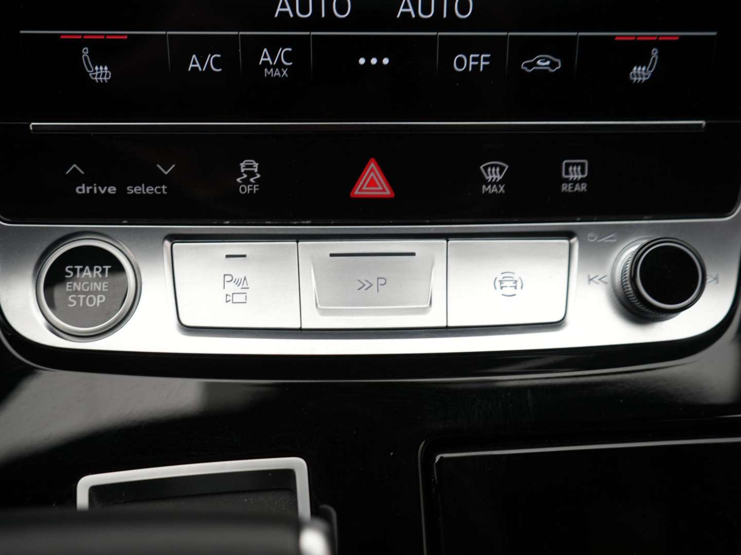 Audi Q7 Pro Line S S-Line 55 TFSI E - 2025 - Joinsteer - #34