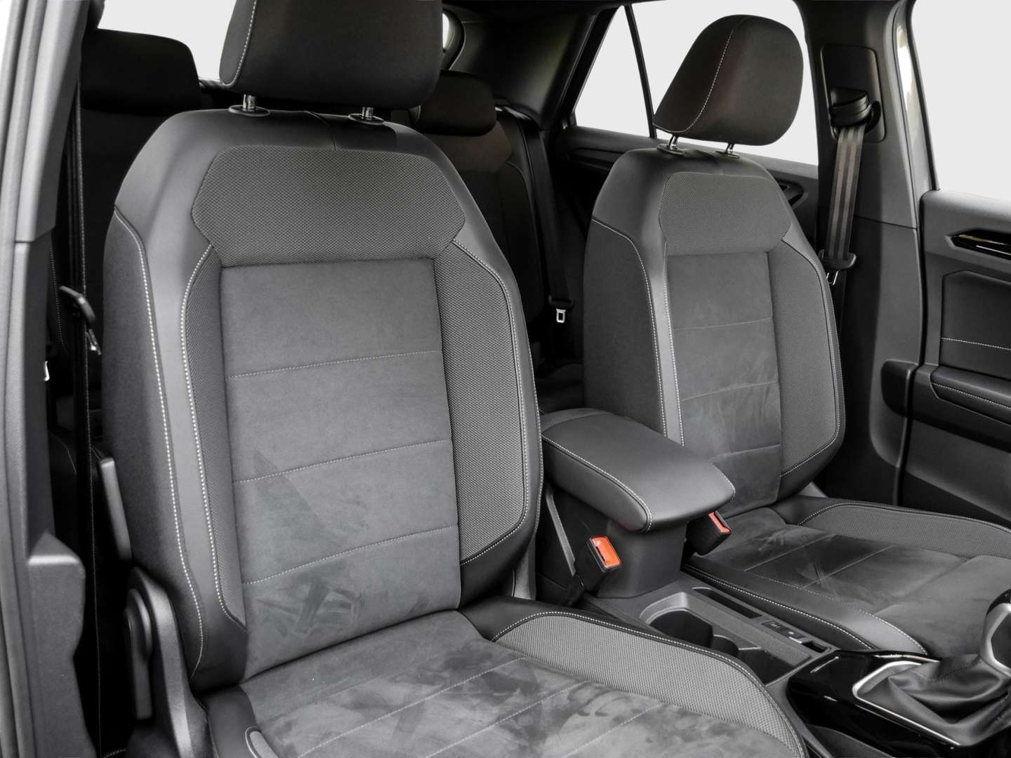 Volkswagen T-Roc R-Line - 2025 - Joinsteer - #5