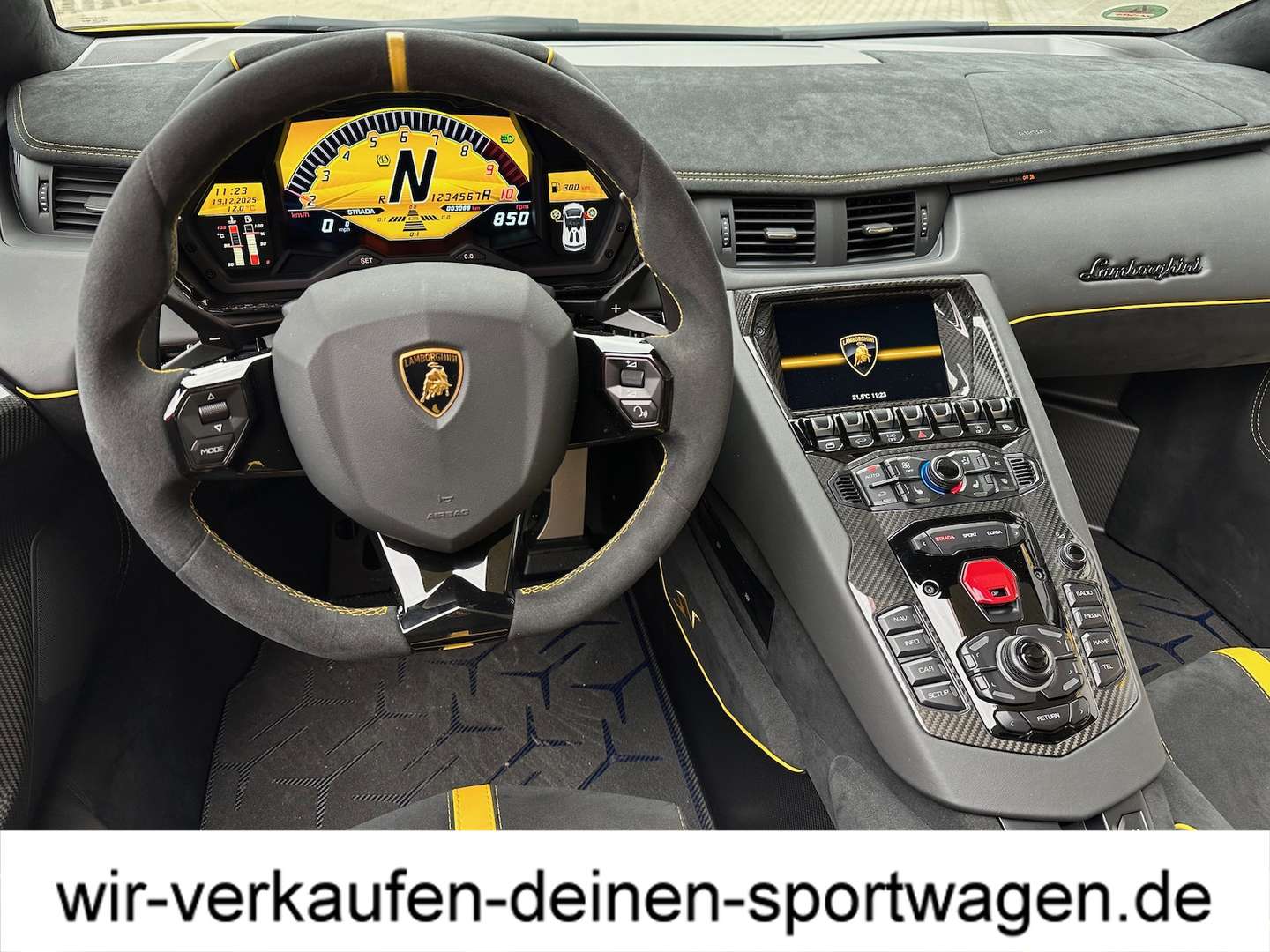 Lamborghini Aventador SV Roadster - 2017 - Joinsteer - #3