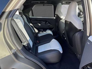 Land Rover Range Rover Sport SV Edition One — photo 5