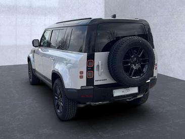 Land Rover Defender 110 D200 S — photo 3