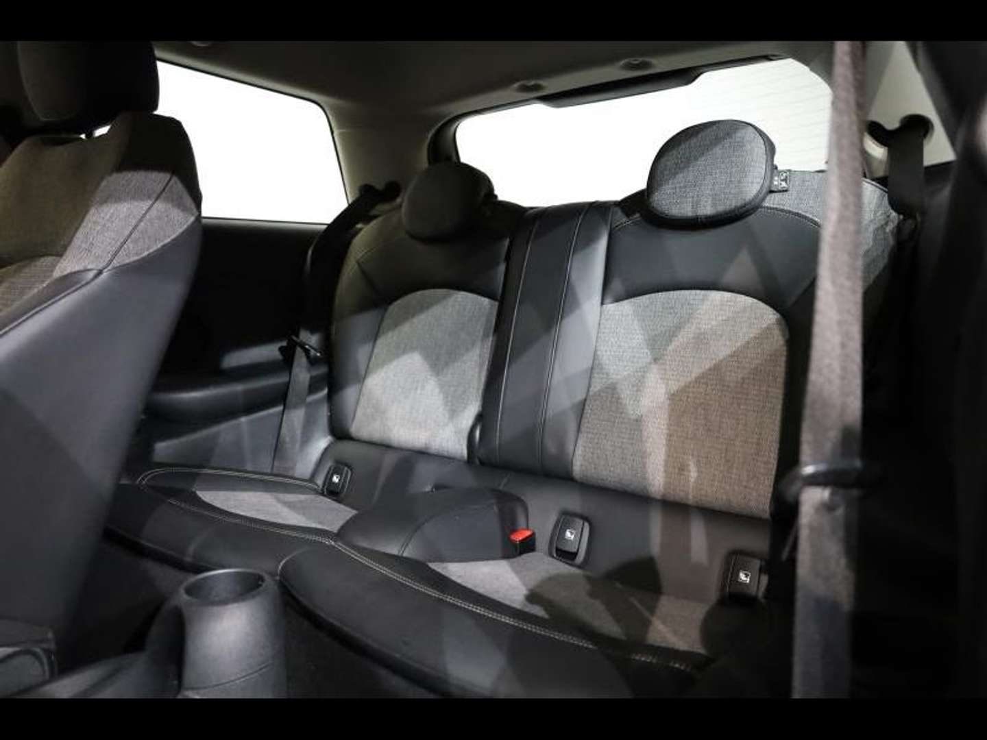 Mini Hatch 3 Portes Cooper - 2023 - Joinsteer - #10