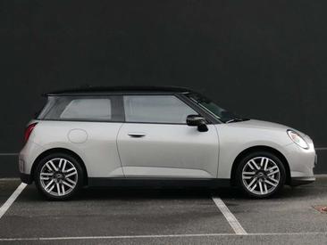 Mini Cooper E Classic_Cooper E — photo 3