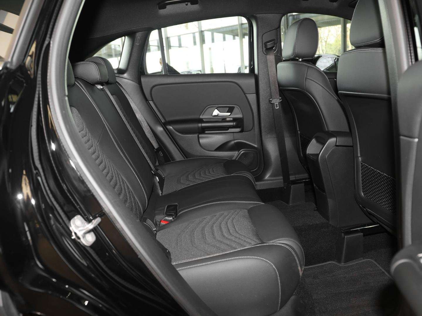 Mercedes GLA 200 - 2024 - Joinsteer - #6