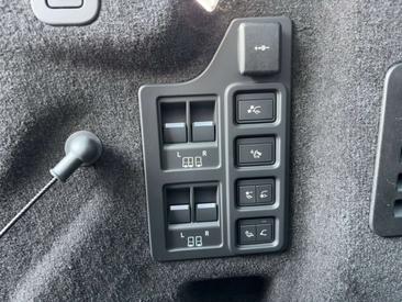 Land Rover Discovery Dynamic HSE 360-CAM ACC CAM LED D350 — photo 18