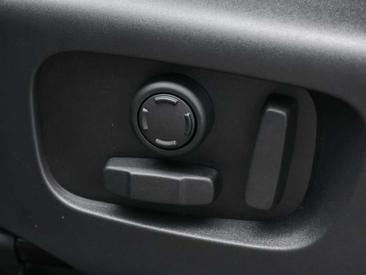 Land Rover Discovery Sport D200 Dynamic S 150 KW — photo 18