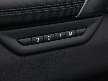 Land Rover Discovery Sport D200 Dynamic S 150 KW — photo 19