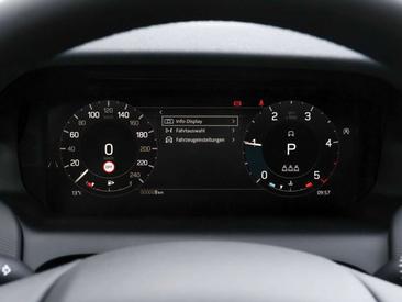 Land Rover Discovery Sport D200 Dynamic S 150 KW — photo 21