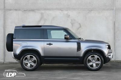 Land Rover Defender 90 3.0 D MHEV D200