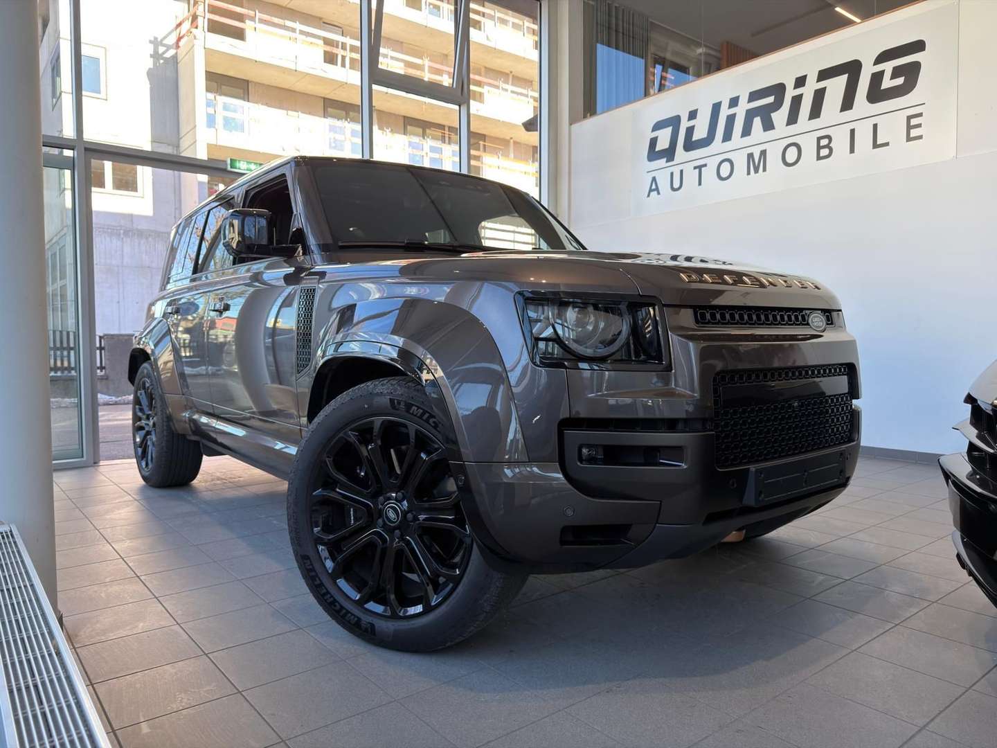 Land Rover Defender 4.4 P635 OCTA/gr-sw/HUD/Pan/Mtrx/22'' - 2026 - Joinsteer - #1