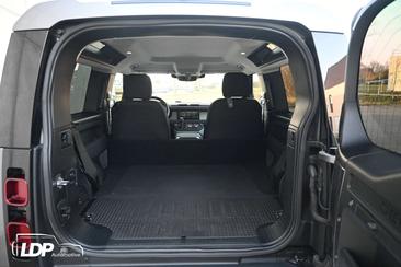 Land Rover Defender 90 3.0 D MHEV D200 — photo 16