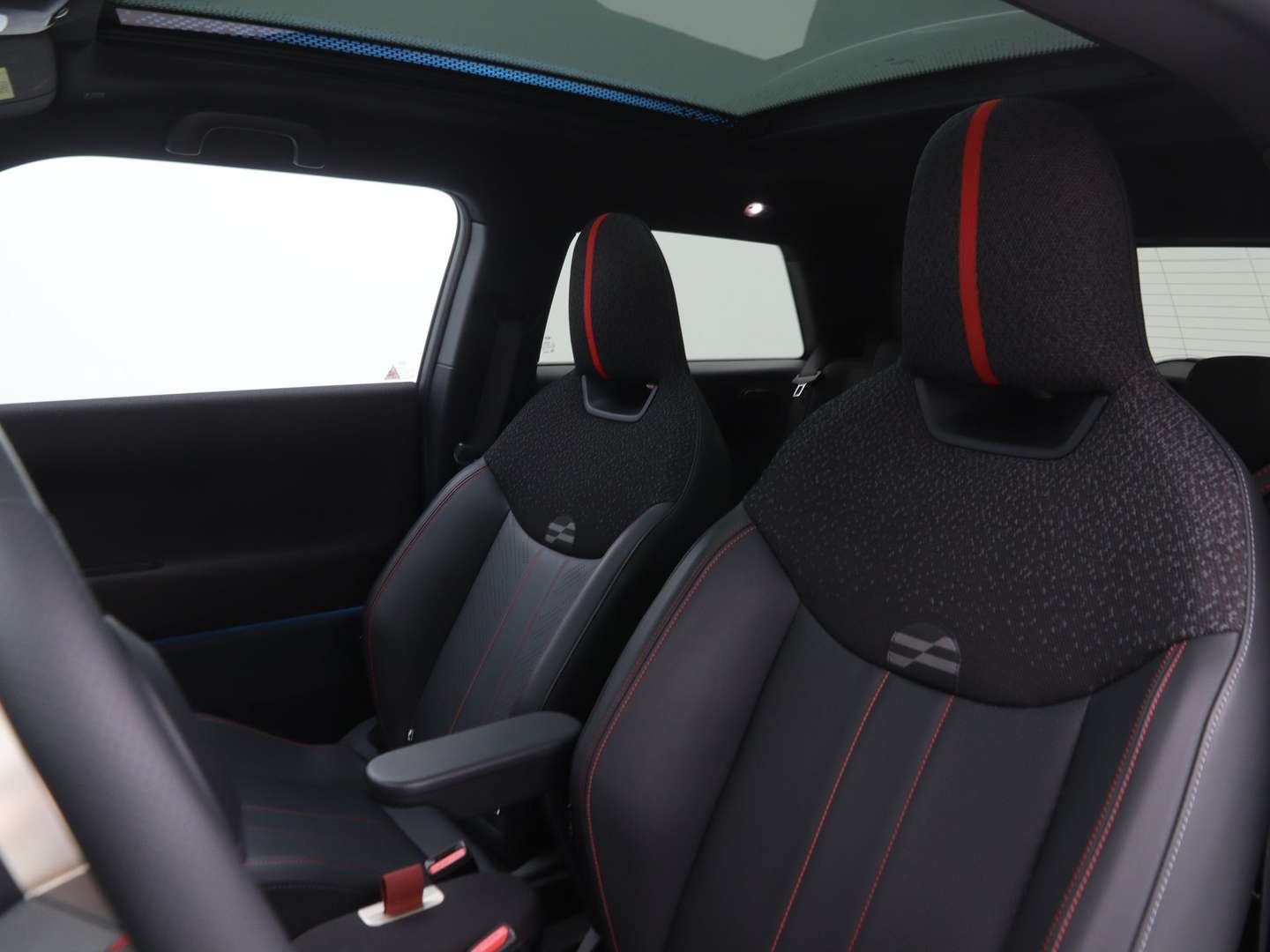 Mini Cooper E JCW Cooper E - 2024 - Joinsteer - #17