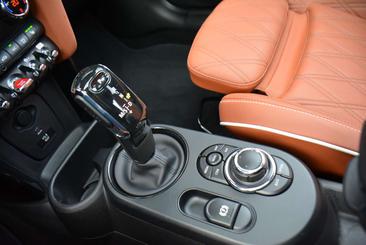Mini Cooper JCW Cooper — photo 23