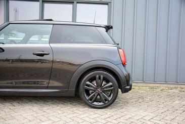 Mini Cooper JCW Cooper — photo 26