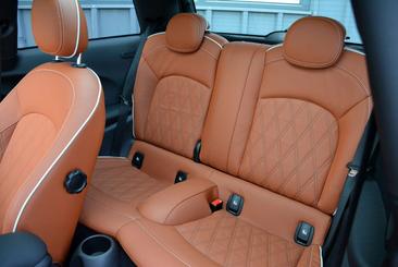 Mini Cooper JCW Cooper — photo 30
